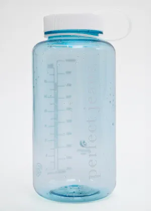 Perfect Water Bottle - Arctic Marguerites™