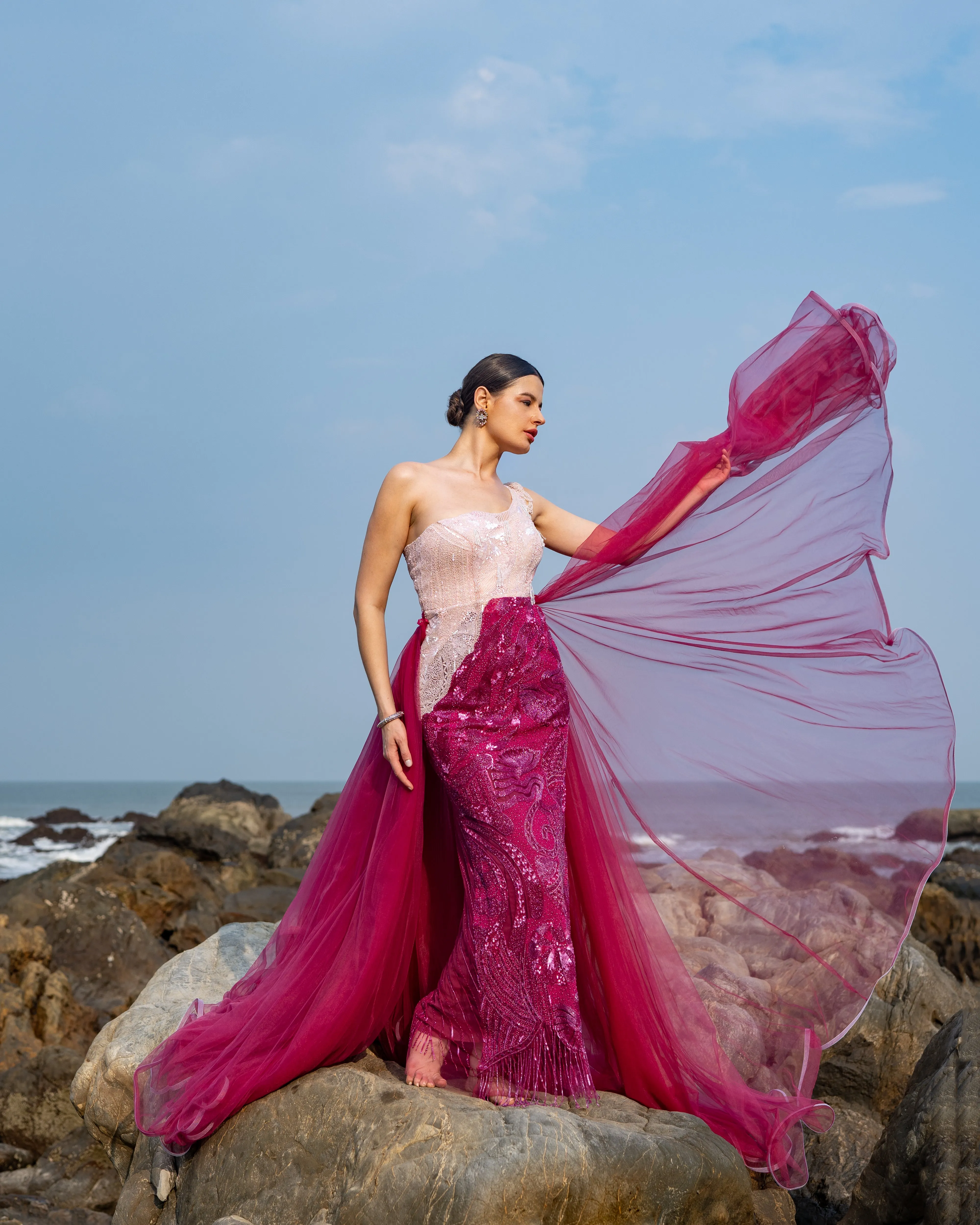 Rose Royal Dual Tone Net Gown With Trail