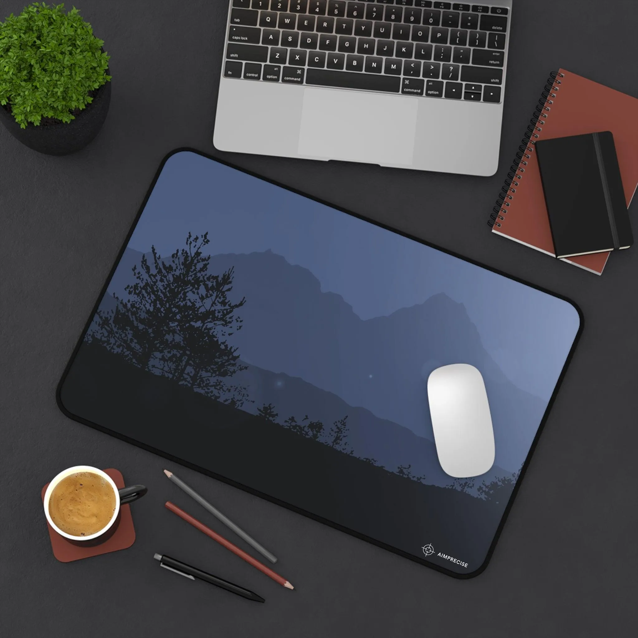 Silhouette Night Mousepad – Minimalist and Sleek