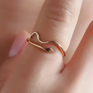 Simple Snake Ring - Plated Alloy in Sleek Design with Exquisite Plating