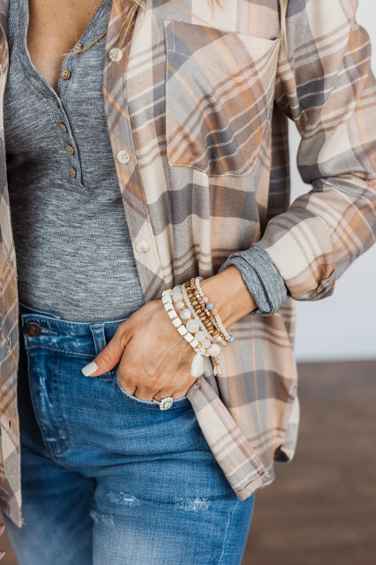 Something Sweet Stackable Bracelet Set- Cream & Gold