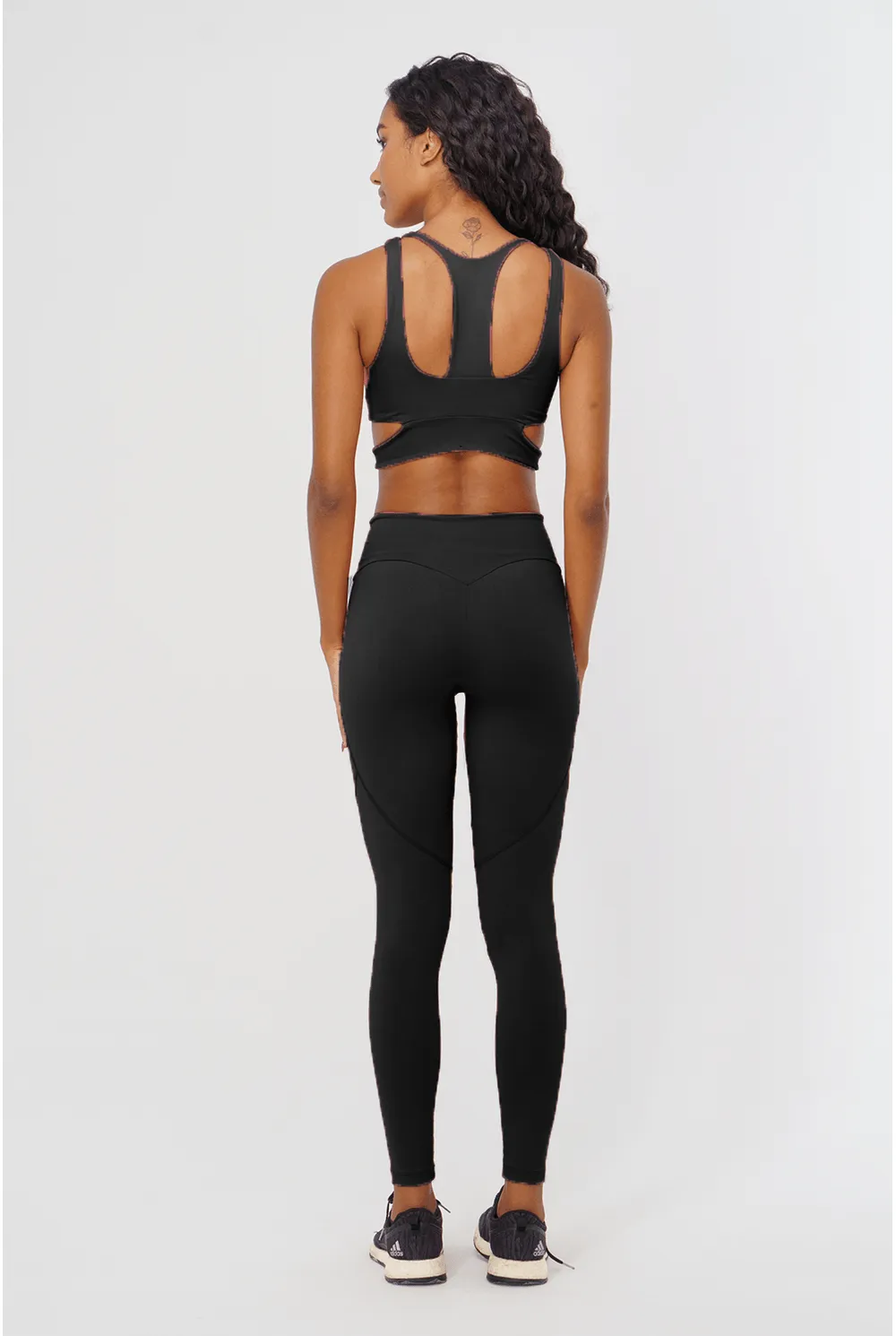 SPORT BRA TOM BLACK