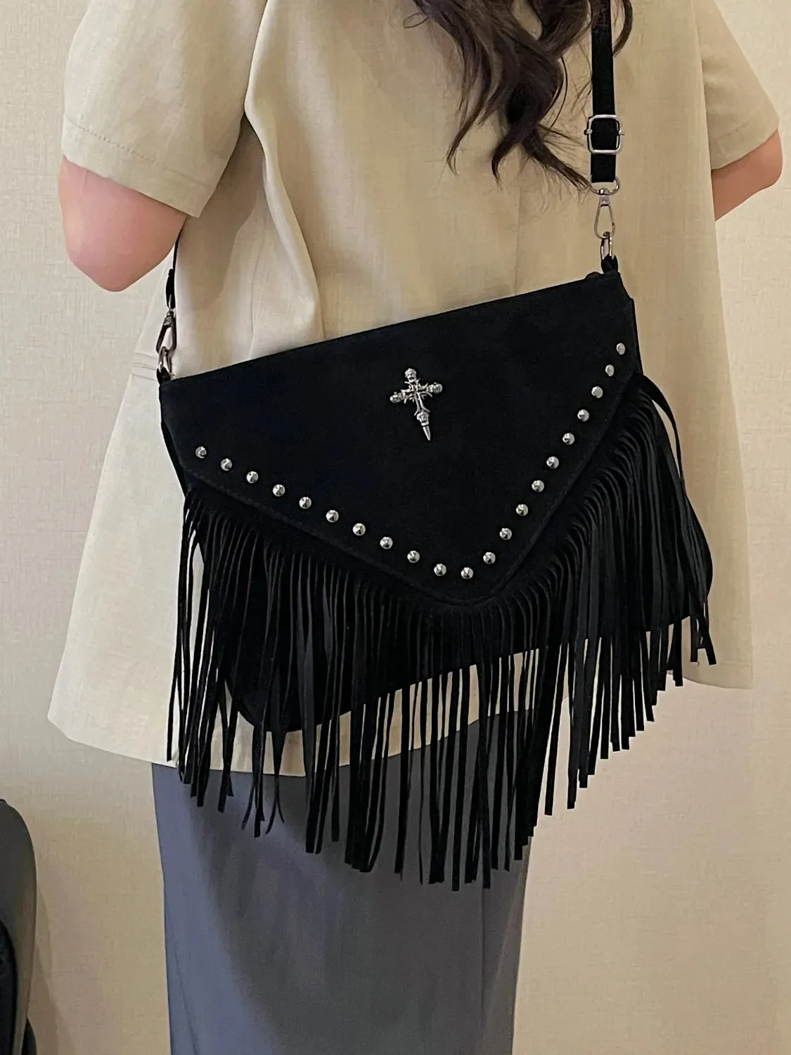 Styling Statement – Fringe Luxe for Bold Bag Weather-resistant Lightweight Edgy