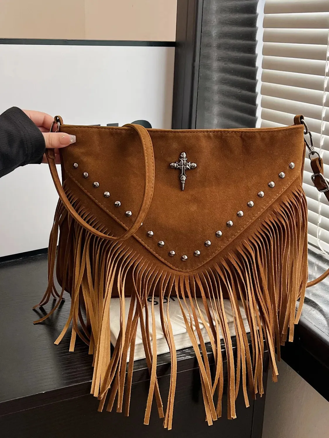 Styling Statement – Fringe Luxe for Bold Bag Weather-resistant Lightweight Edgy