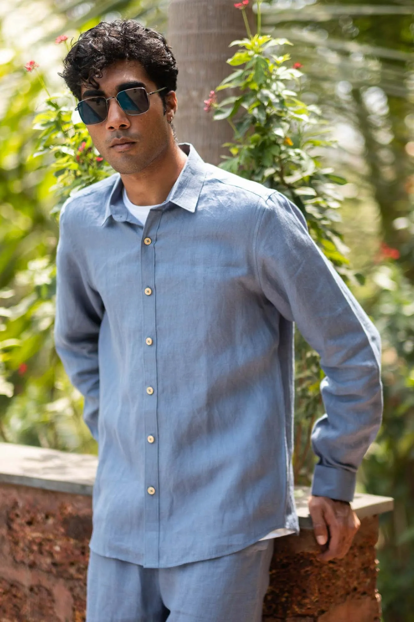 The Linen Pocketless Shirt