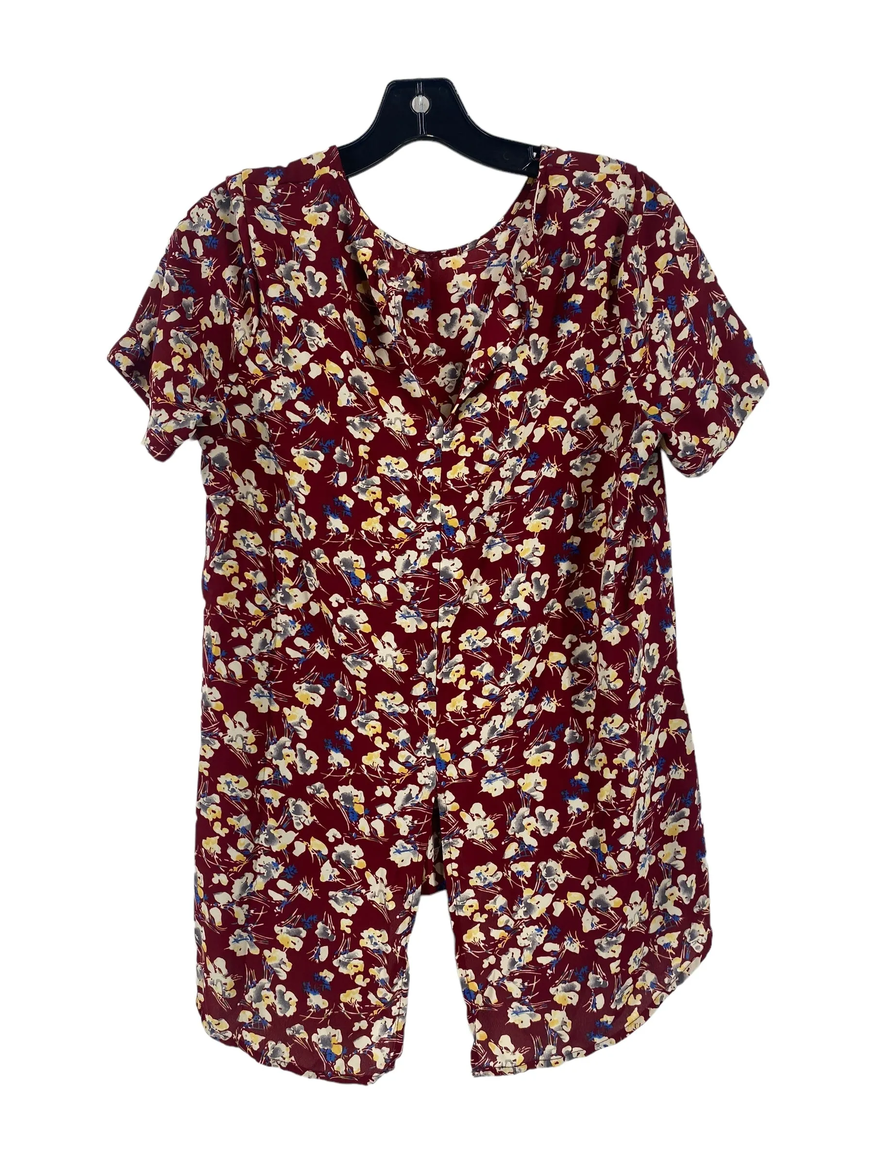 Top Short Sleeve By Sienna Sky  Size: M