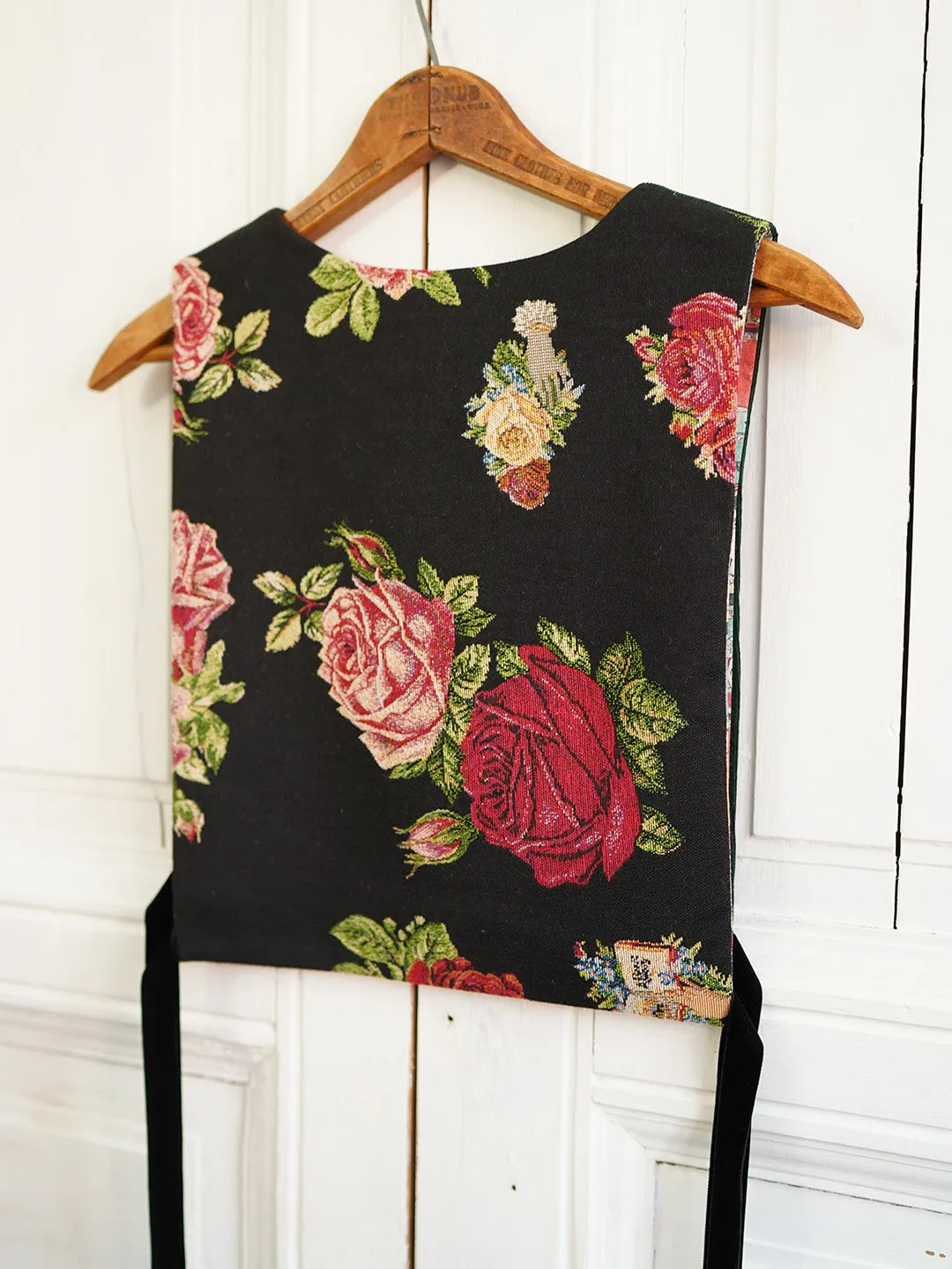 Unlogical Poem Doll and Flower Embroidery Patchwork Smock