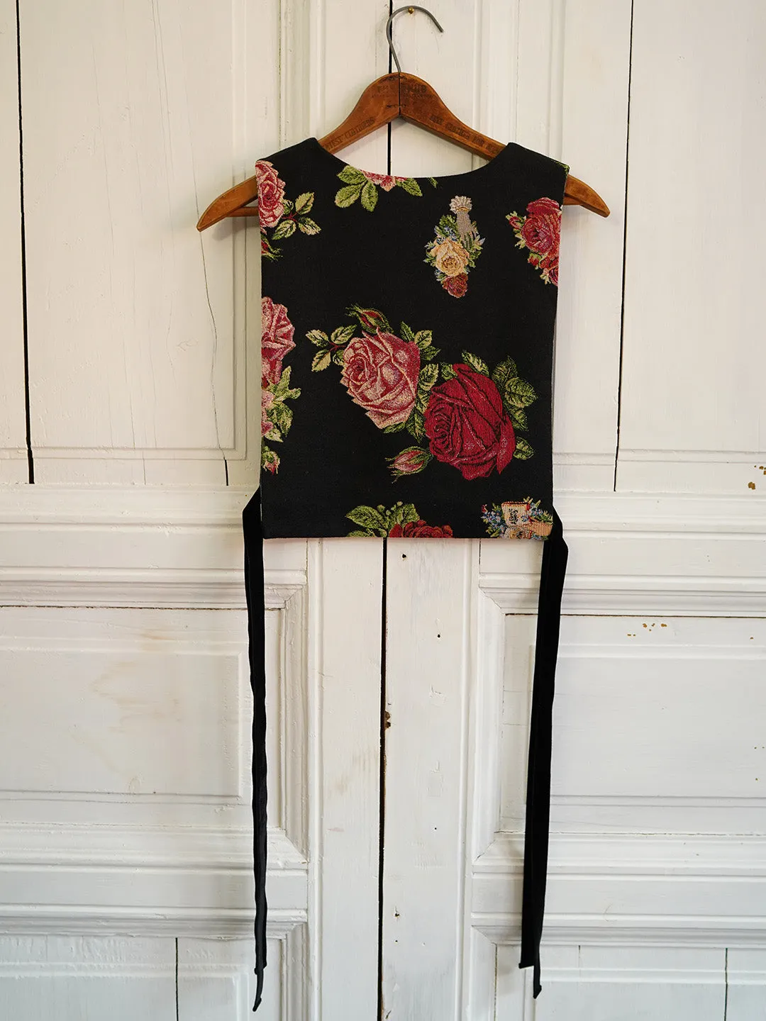 Unlogical Poem Doll and Flower Embroidery Patchwork Smock