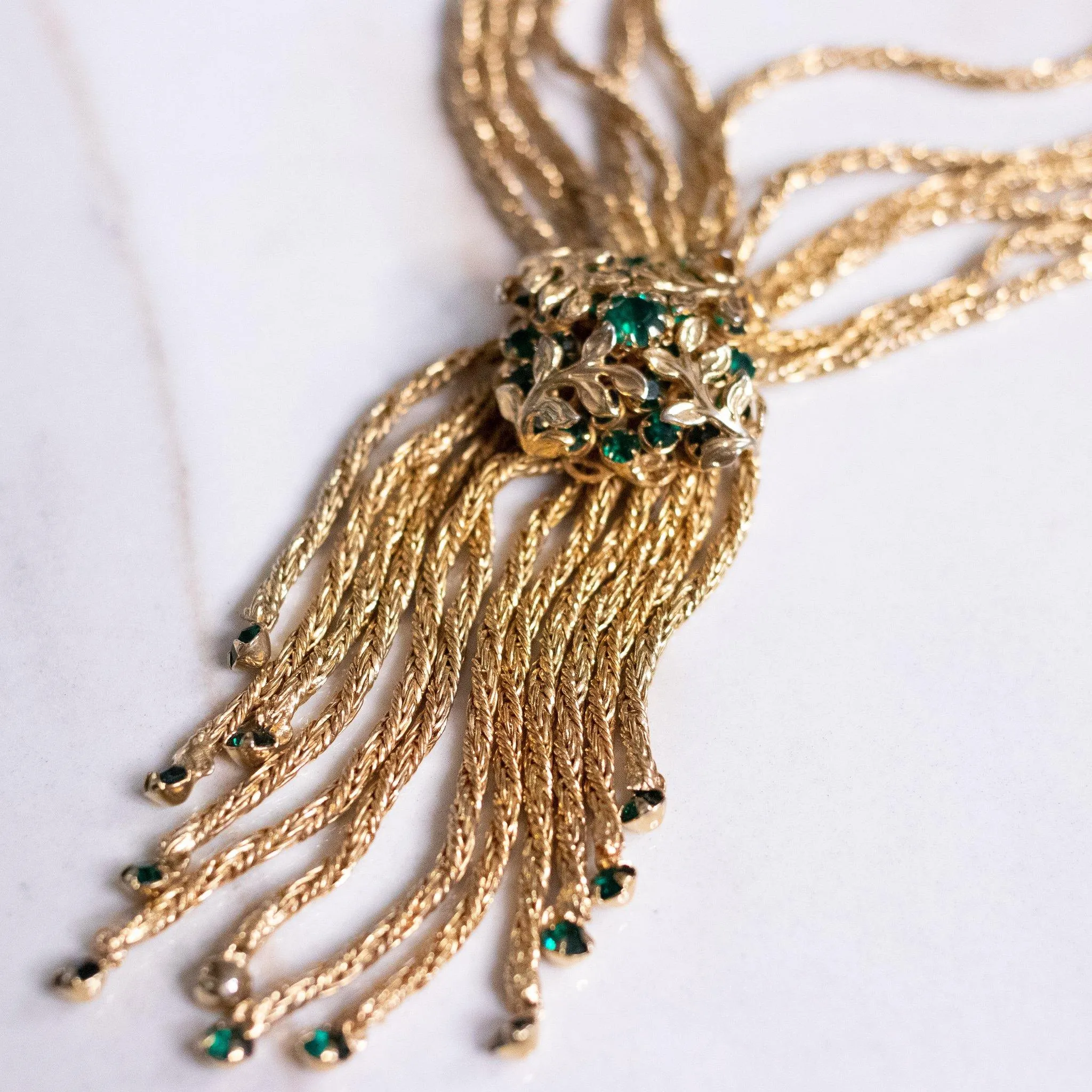 Vintage Emerald Green Rhinestone Tassel Necklace with Braided Rope Chain