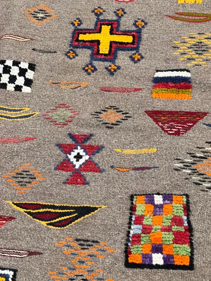 Vintage Moroccan area rug from Akhnif, Wool and Thread, 8.20ft x 5.05ft or 250cm x 154cm