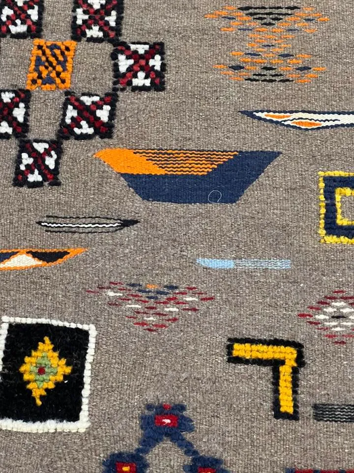Vintage Moroccan area rug from Akhnif, Wool and Thread, 8.20ft x 5.05ft or 250cm x 154cm