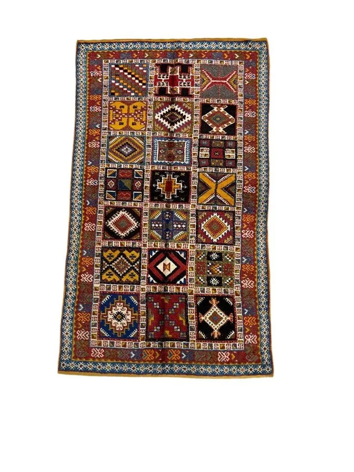 Vintage Moroccan custom rug from Ait Ougharda, Wool and Thread, 270cm x 154cm or 8.85ft x 5.05ft