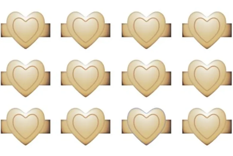 We R Makers Gold Heart Charm Staples {F310}