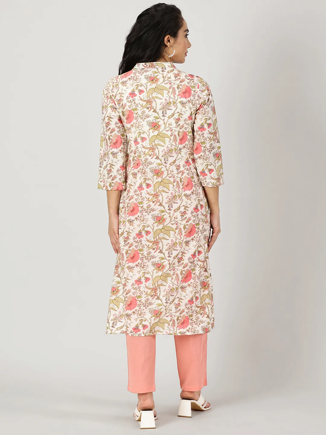 White-Peach Ethnic Floral Print Kurta with Neck Embroidery