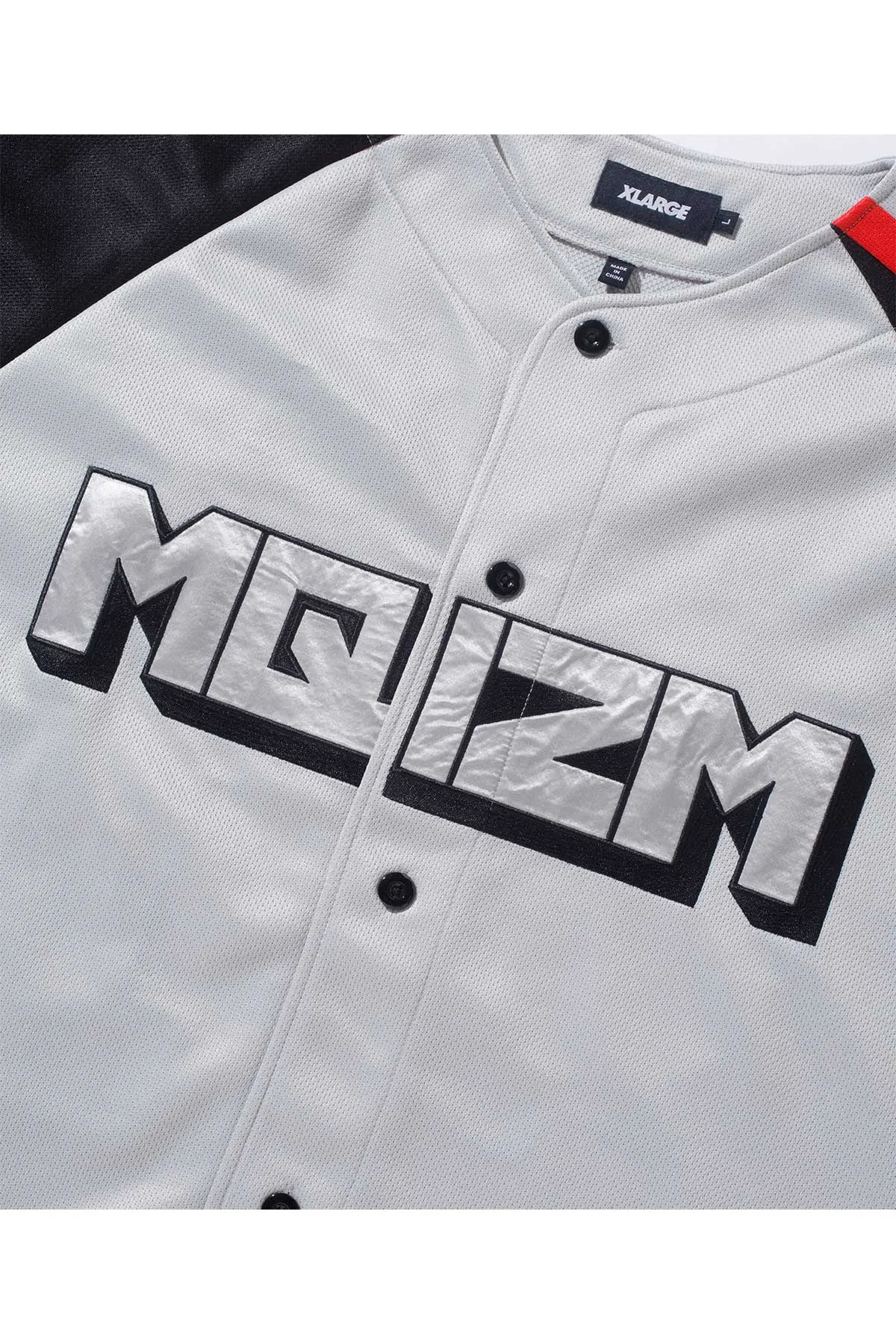 XLARGE × MQ BASEBALL SHIRT - GREY
