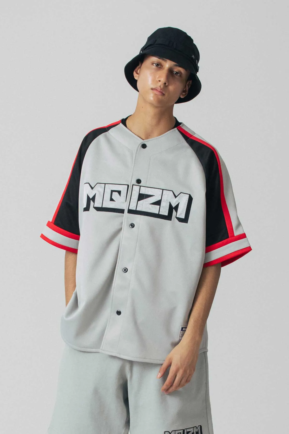 XLARGE × MQ BASEBALL SHIRT - GREY