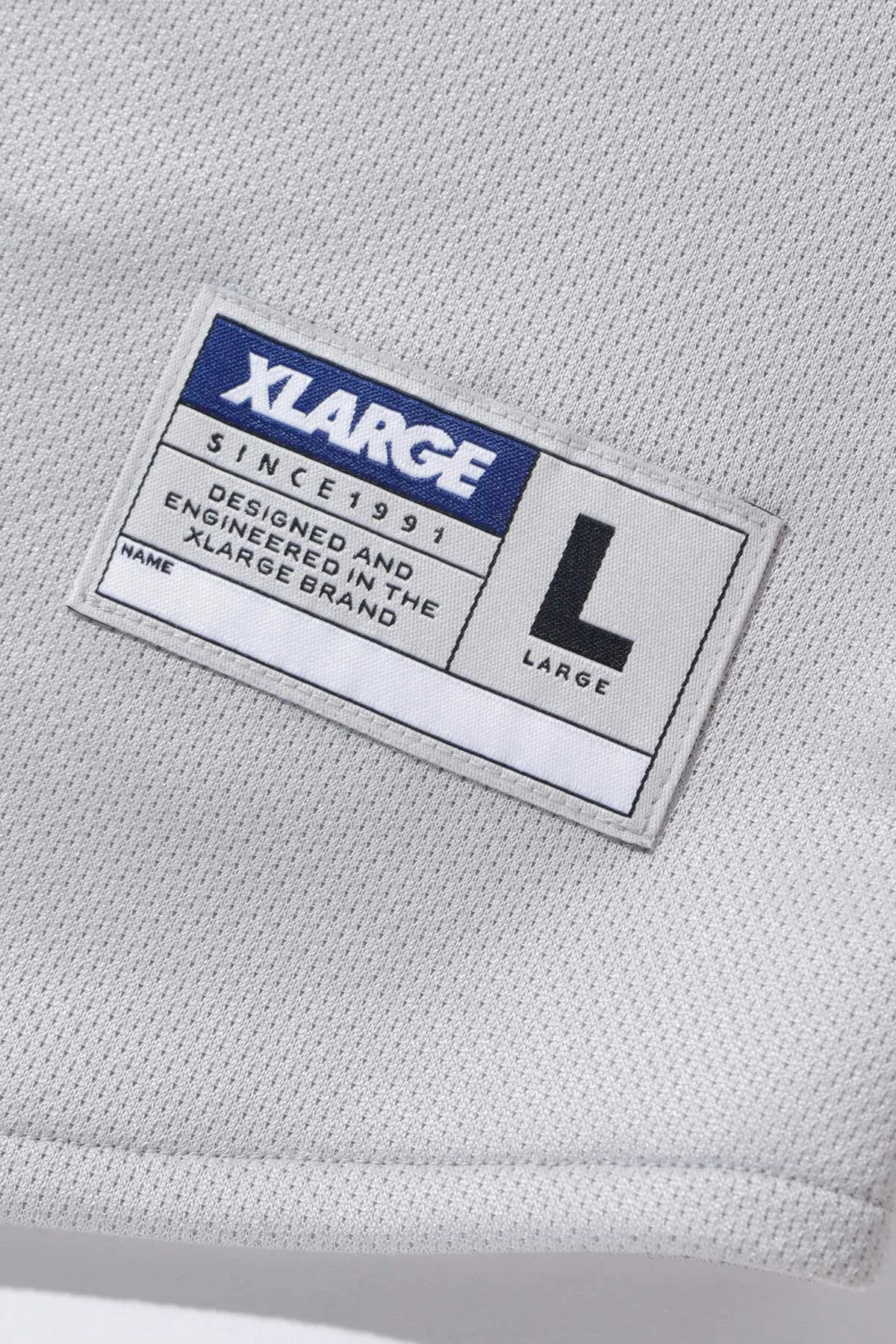 XLARGE × MQ BASEBALL SHIRT - GREY