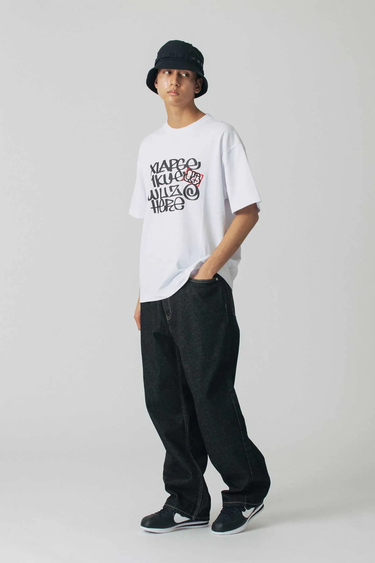 XLARGE × MQ WAS HERE TEE - WHITE