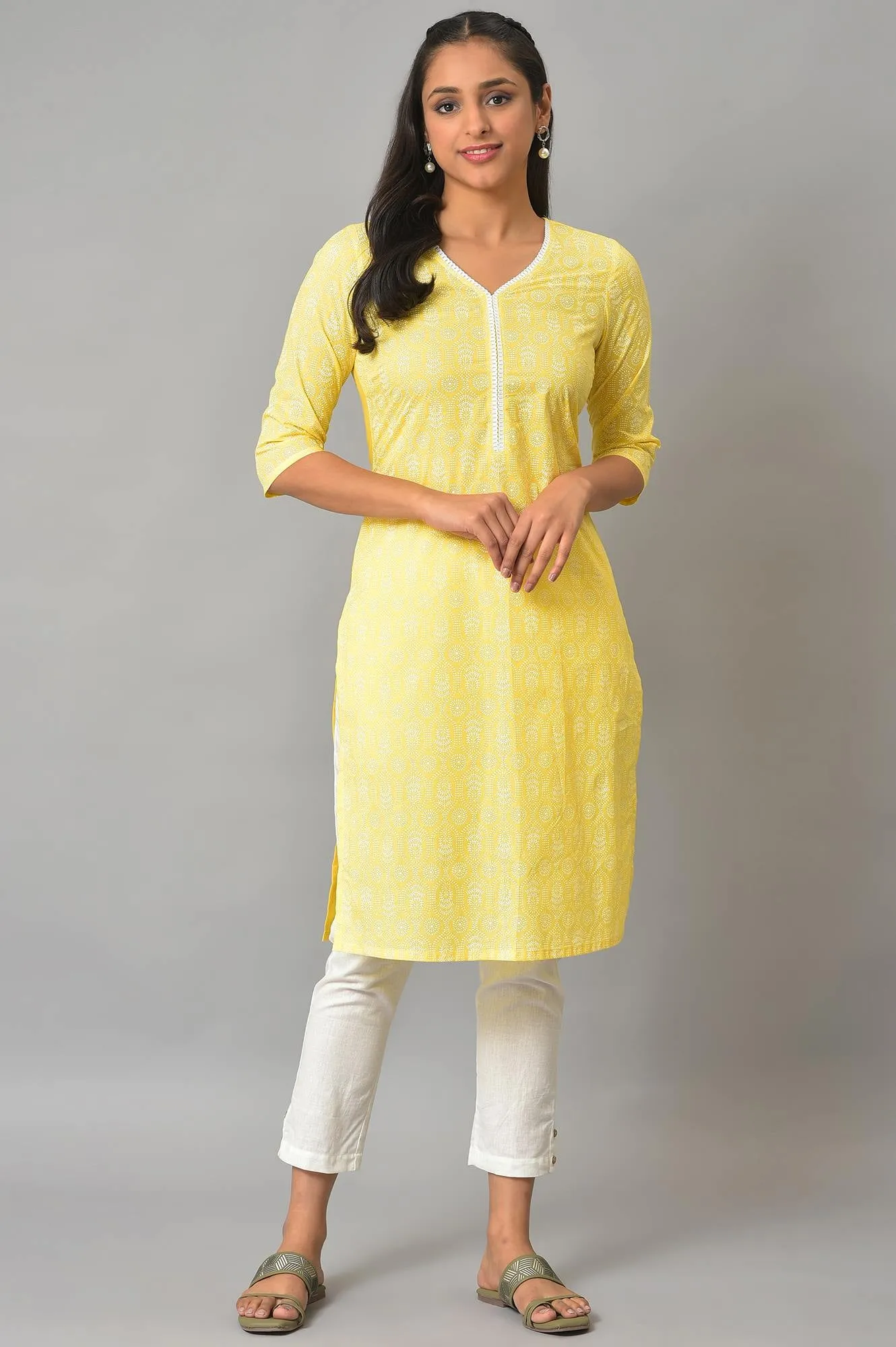 Yellow Floral Printed V-Neck kurta